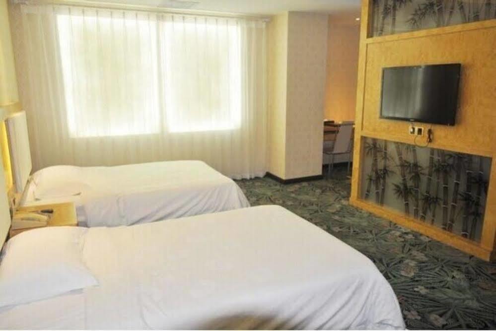 June Hotel Trường Xuân Ngoại thất bức ảnh