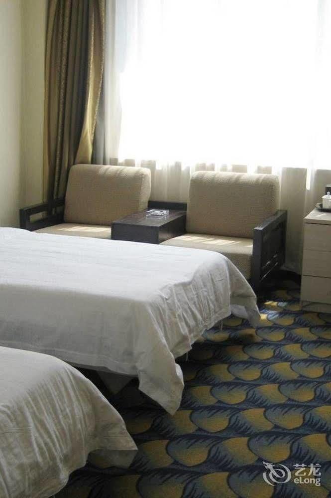 June Hotel Trường Xuân Ngoại thất bức ảnh